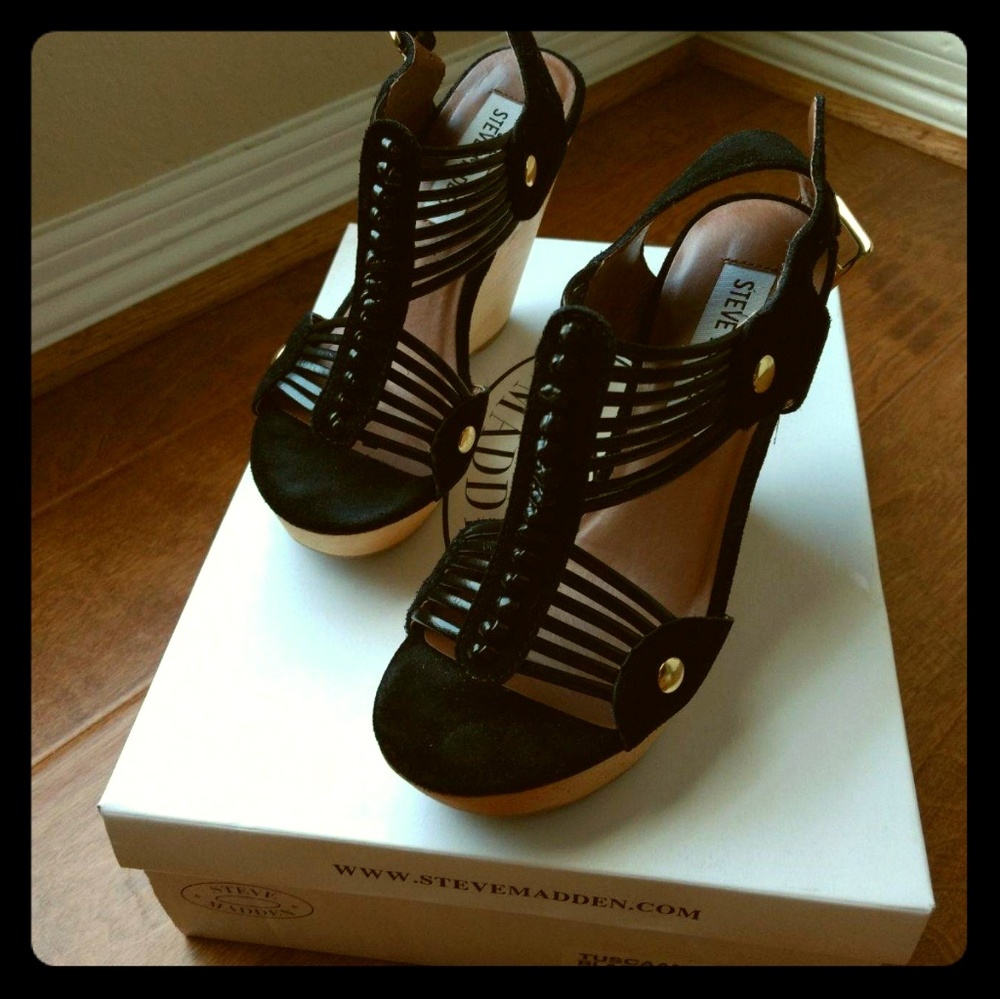 Steve Madden Wedges